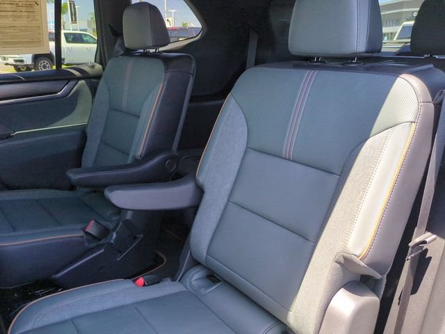 Used 2025 GMC Acadia AT4 AWD/4WD image 49
