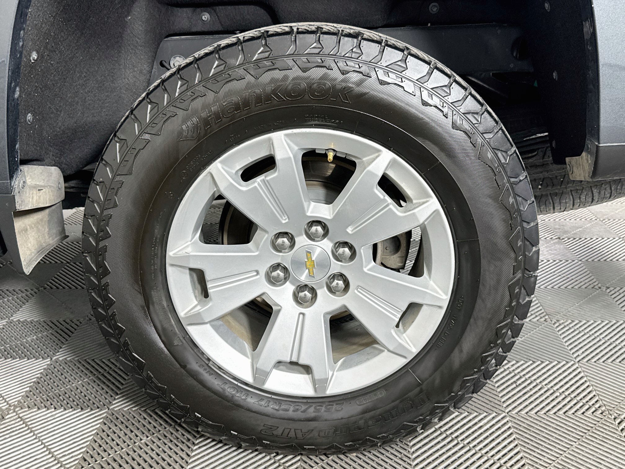 Used 2017 Chevrolet Colorado LT w/ LT Convenience Package RWD image 34