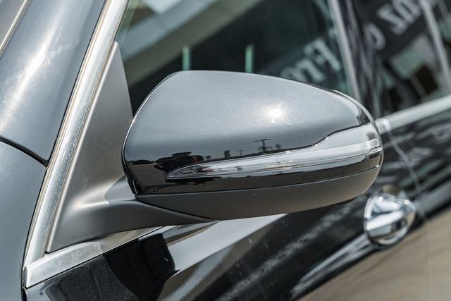 Used 2024 Mercedes-Benz EQB 350 4MATIC SUV image 15