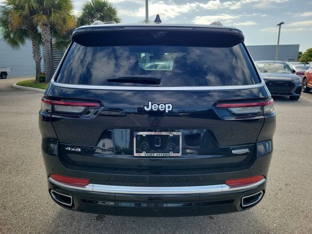 Used 2024 Jeep Grand Cherokee L Summit AWD/4WD image 6