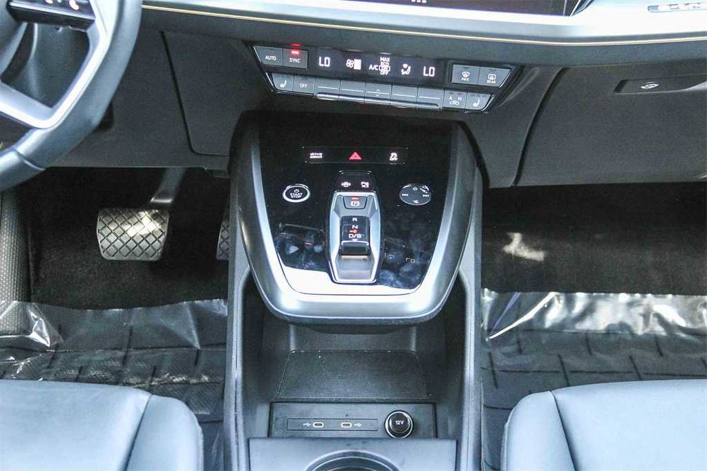 Used 2023 Audi Q4 e-tron Premium Plus w/ Premium Plus image 14