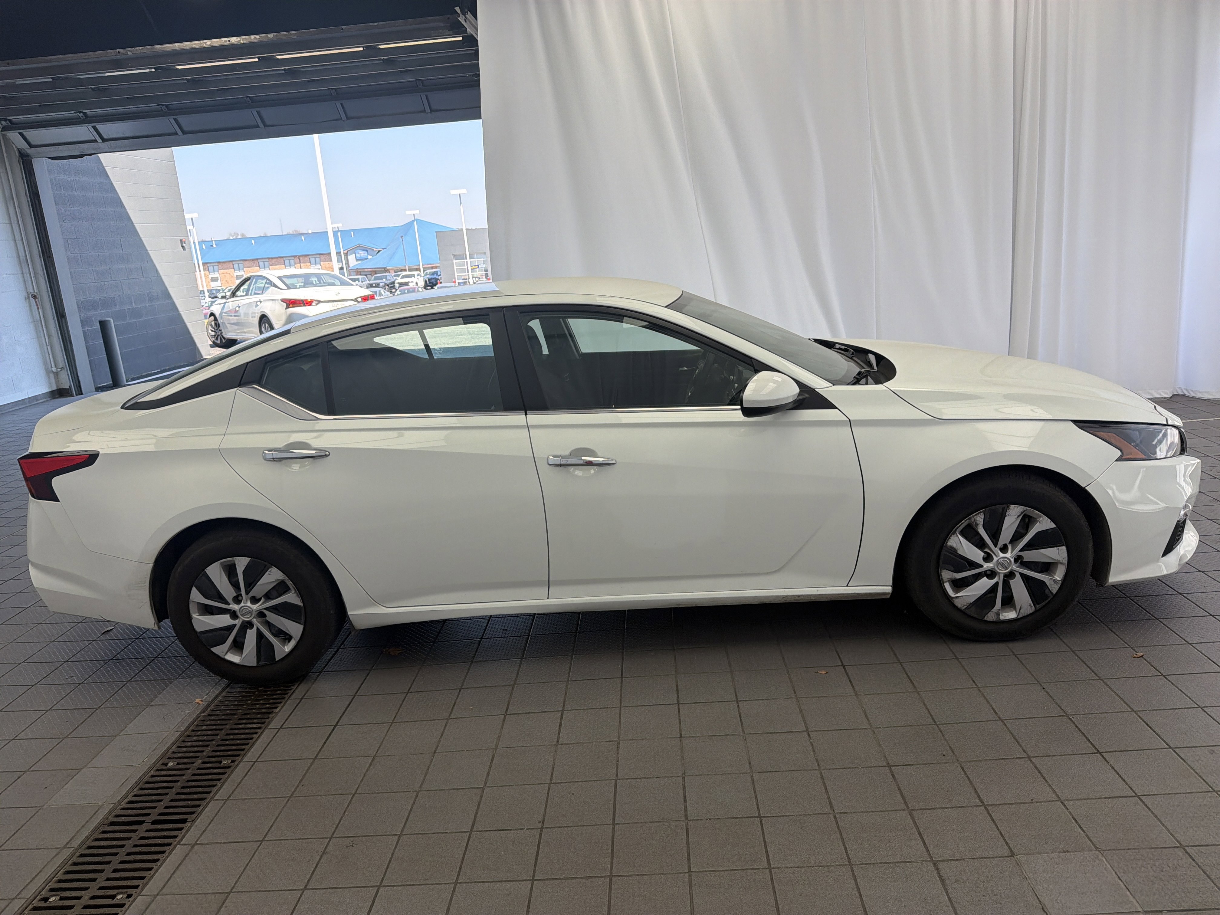Used 2022 Nissan Altima 2.5 S image 4