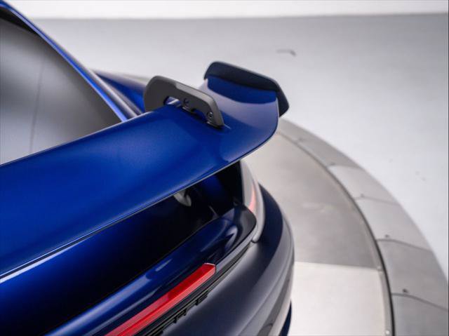 Used 2024 Porsche 718 Cayman GT4 RS RWD image 31