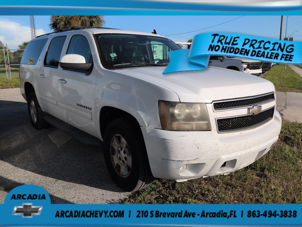 Used 2011 Chevrolet Suburban LT w/ Luxury Package AWD/4WD image 2