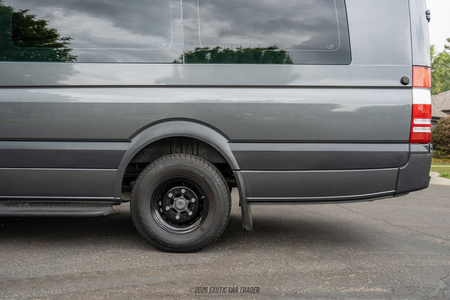 Used 2017 Mercedes-Benz Sprinter 3500 image 5