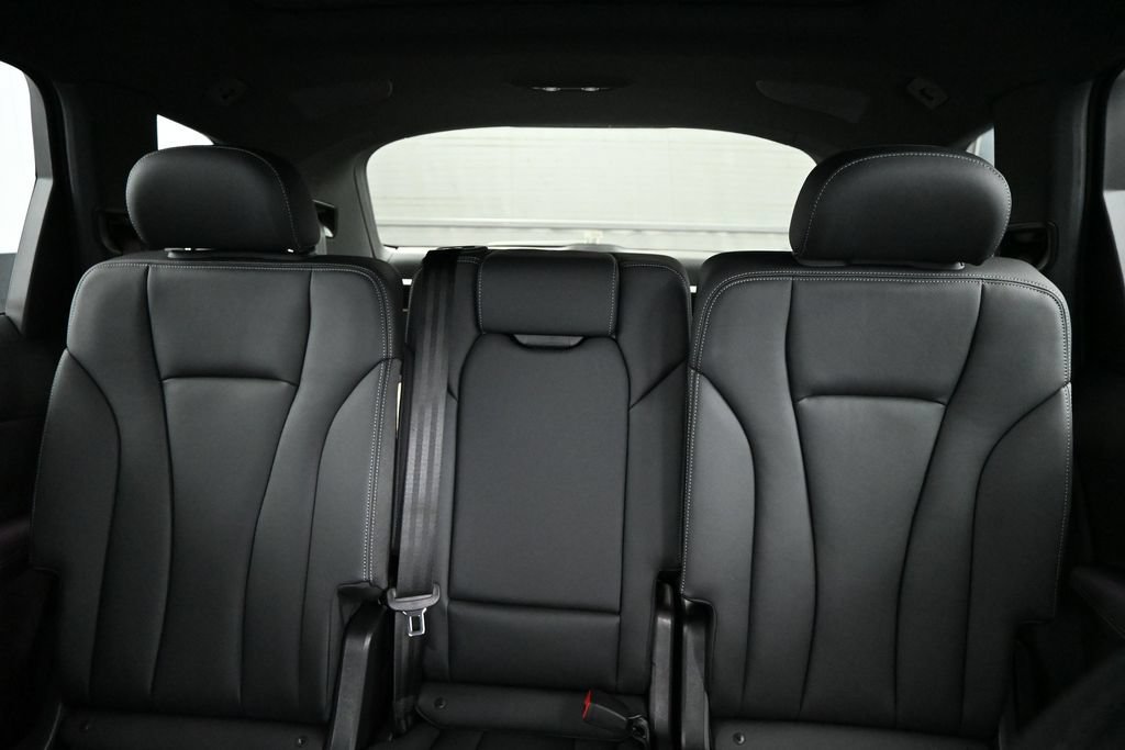 New 2026 Audi Q7 2.0T Premium Plus AWD/4WD image 17