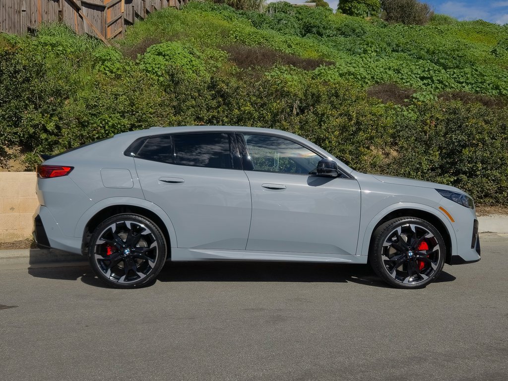 New 2026 BMW X2 M35i w/ Technology Package image 3