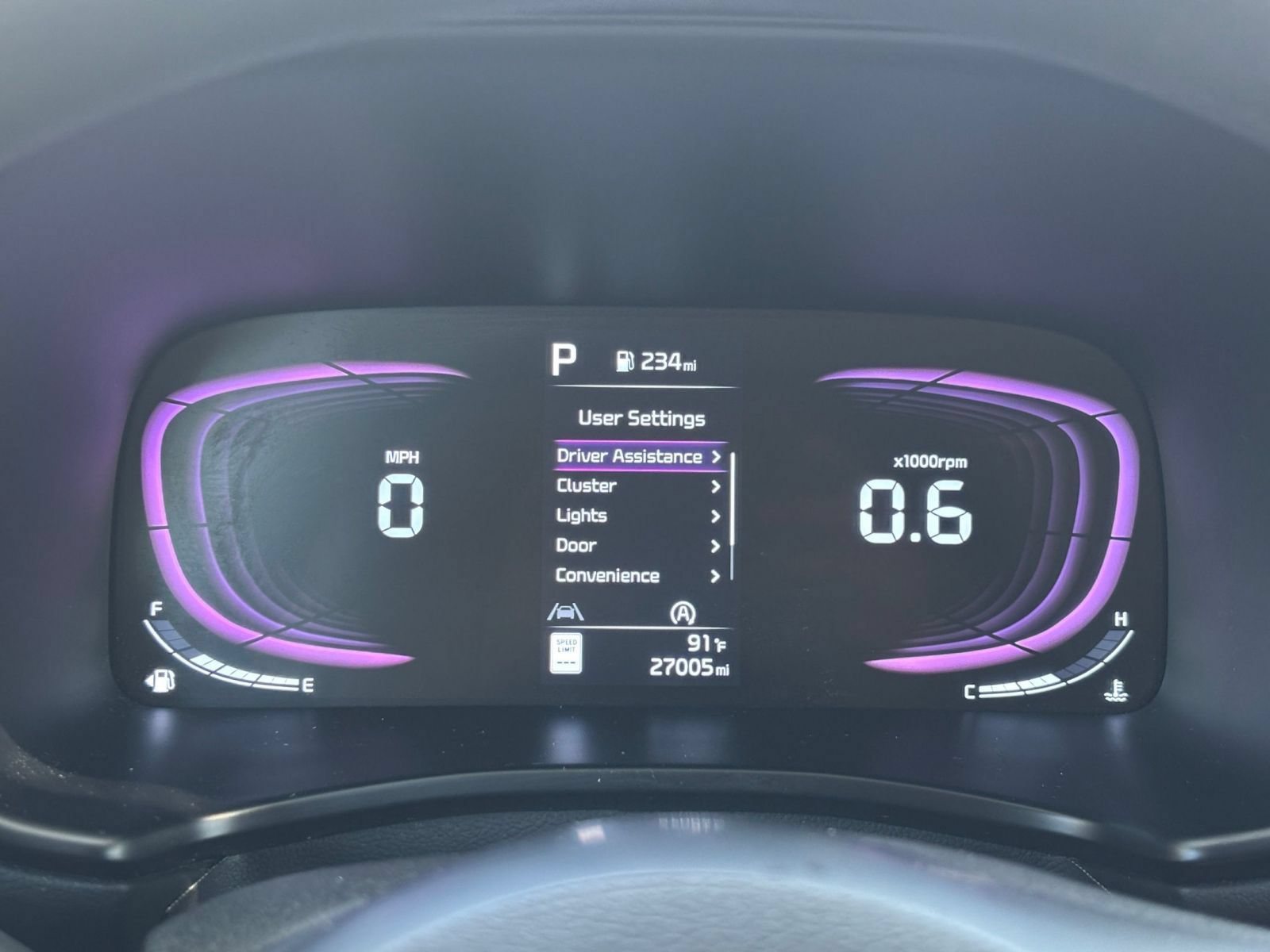 Used 2025 Kia Soul LX w/ LX Technology Package FWD image 37