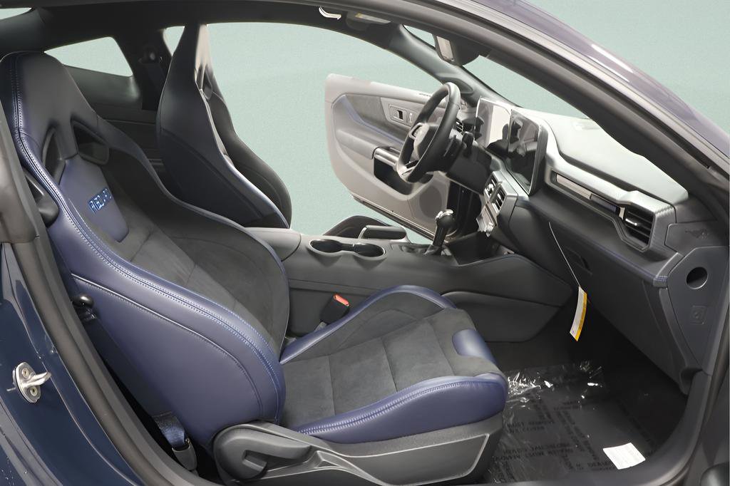 New 2025 Ford Mustang Dark Horse image 26