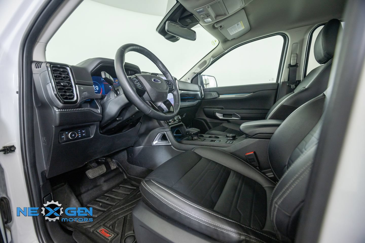 Used 2024 Ford Ranger Lariat w/ Advanced Towing Package AWD/4WD image 10