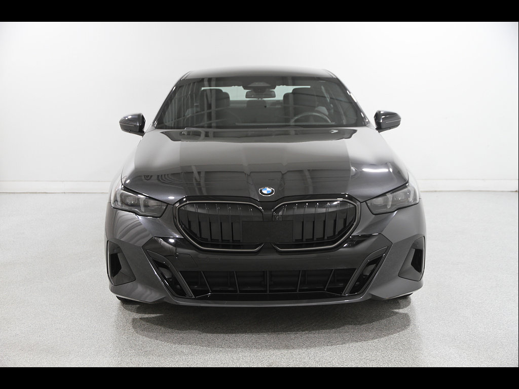 Certified 2024 BMW 530i xDrive w/ M Sport Package AWD/4WD image 2