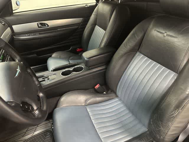 Used 2005 Ford Thunderbird RWD image 10