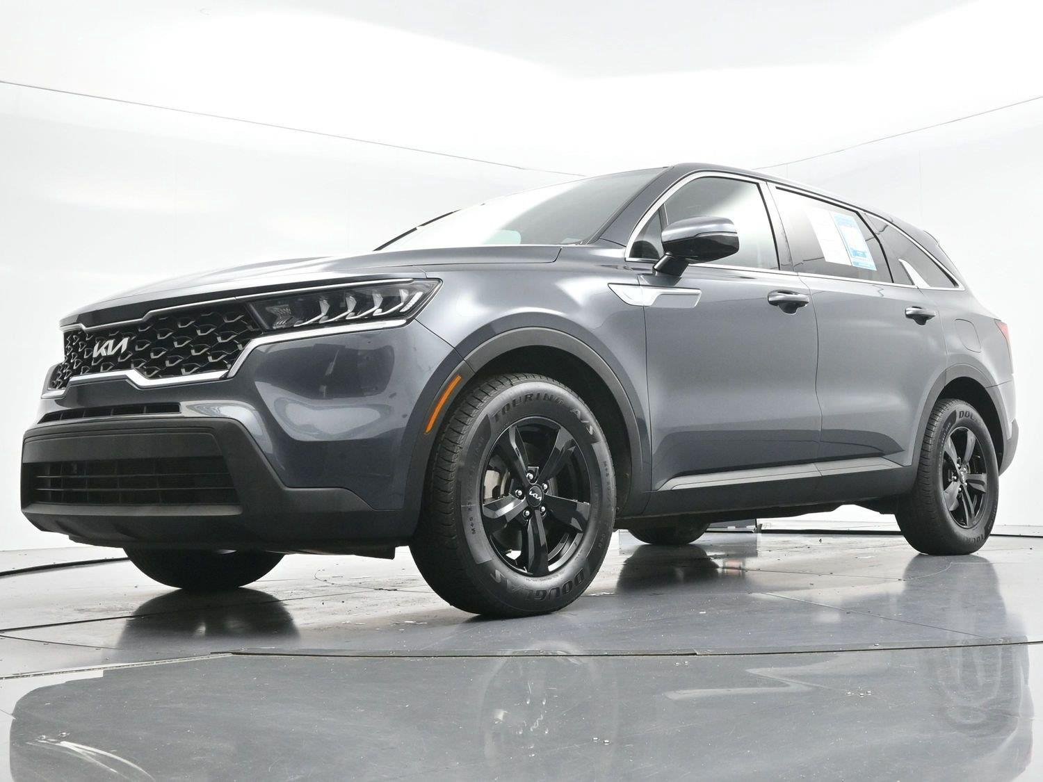 Used 2022 Kia Sorento LX FWD image 41