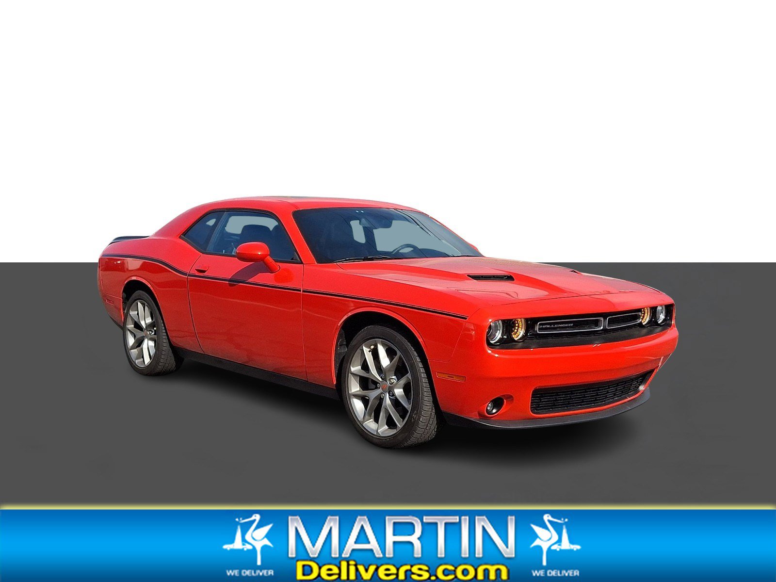 Used 2023 Dodge Challenger SXT w/ Plus Package image 1
