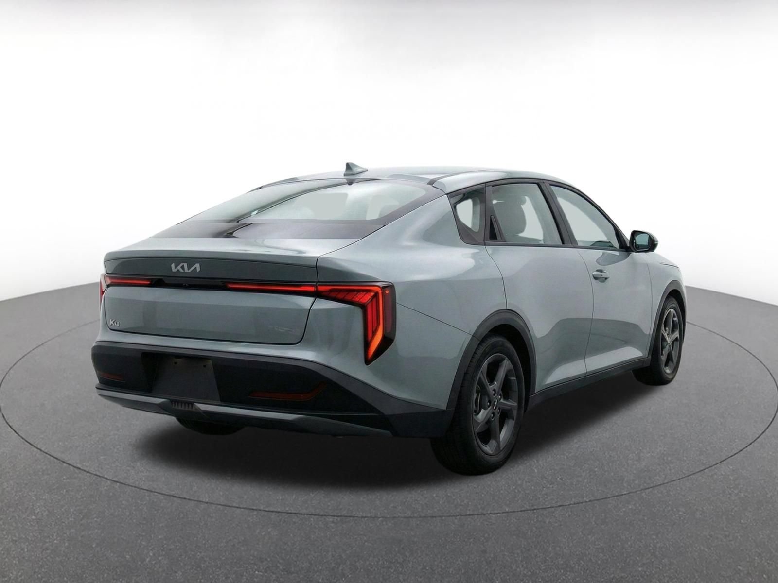 Used 2025 Kia K4 FWD image 8