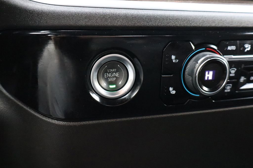 Used 2024 Chevrolet Silverado 1500 RST w/ Z71 Off-Road Package image 12