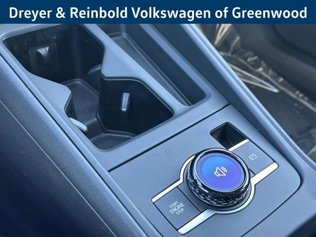 New 2025 Volkswagen Tiguan SE R-Line image 22