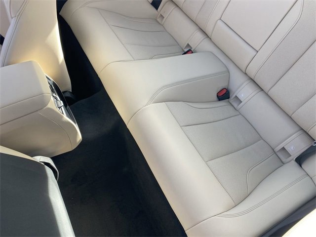 New 2025 BMW M440i Coupe w/ Premium Package image 16