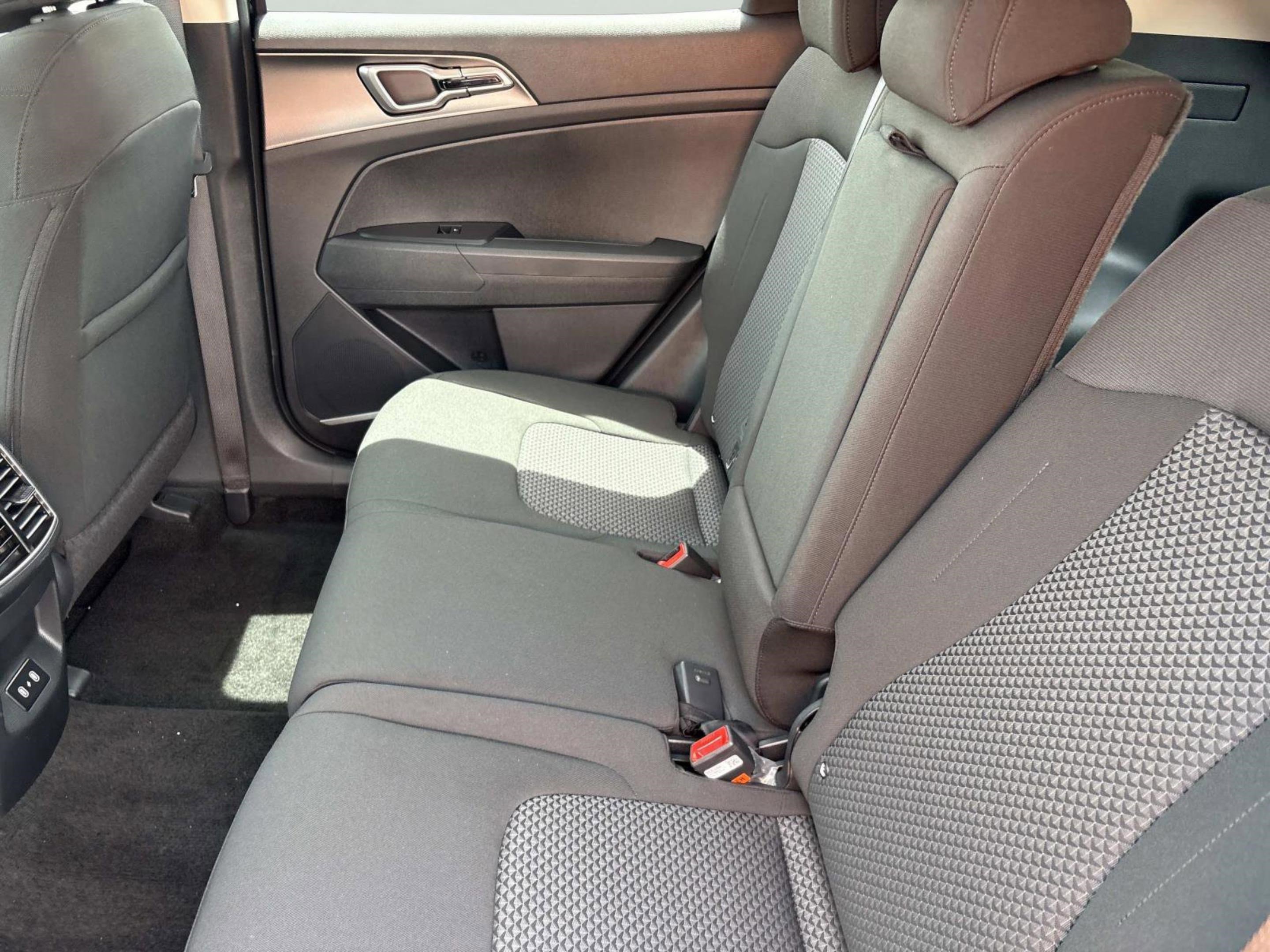 New 2026 Kia Sportage LX AWD/4WD image 14