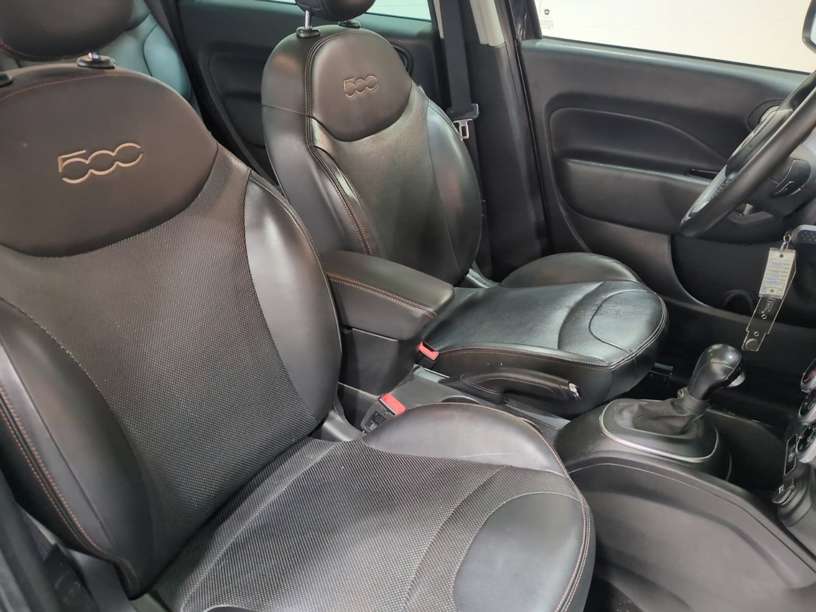 Used 2020 FIAT 500L Trekking FWD image 10
