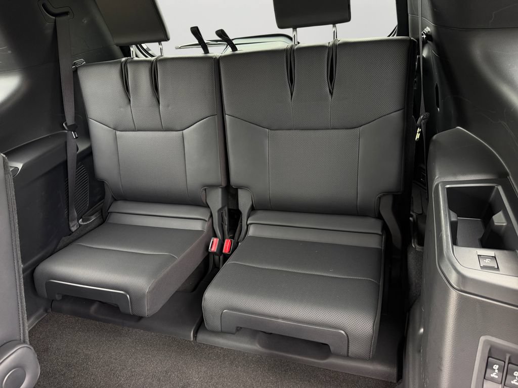 Certified 2025 Lexus GX 550 w/ Accessory Package (2T) AWD/4WD image 11