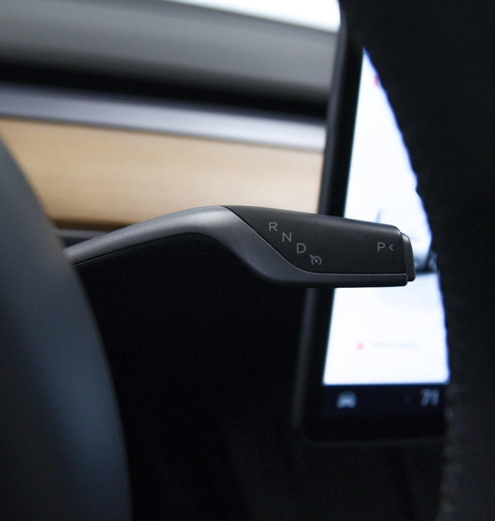 Used 2023 Tesla Model Y Long Range image 23