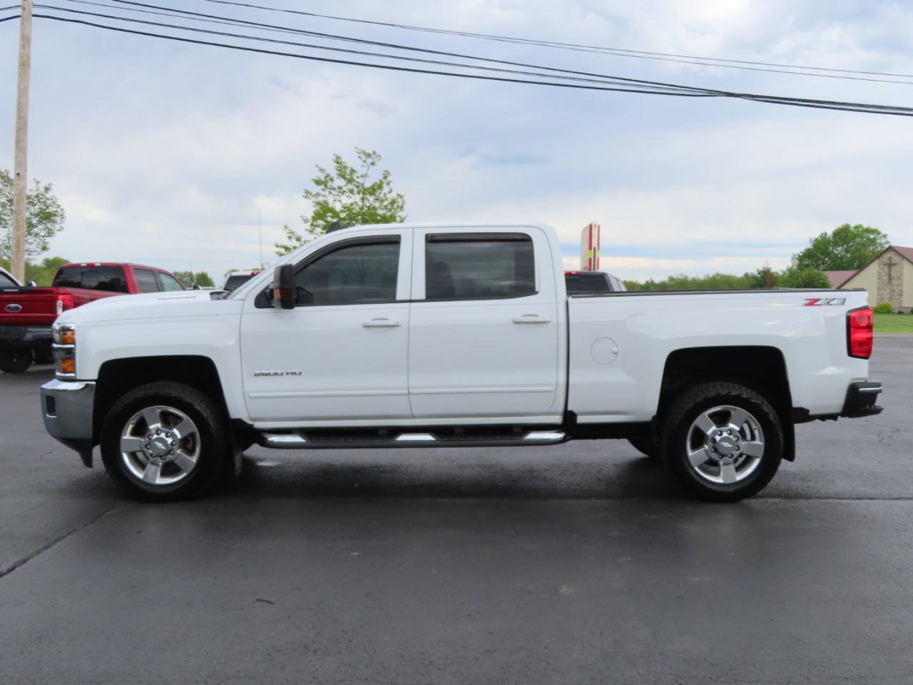 Used 2018 Chevrolet Silverado 2500 LT w/ LT Convenience Package AWD/4WD image 3
