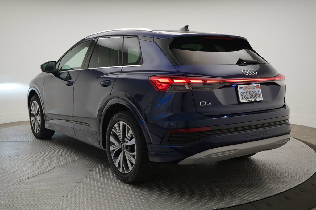 Used 2023 Audi Q4 e-tron Premium Plus w/ Premium Plus RWD image 4