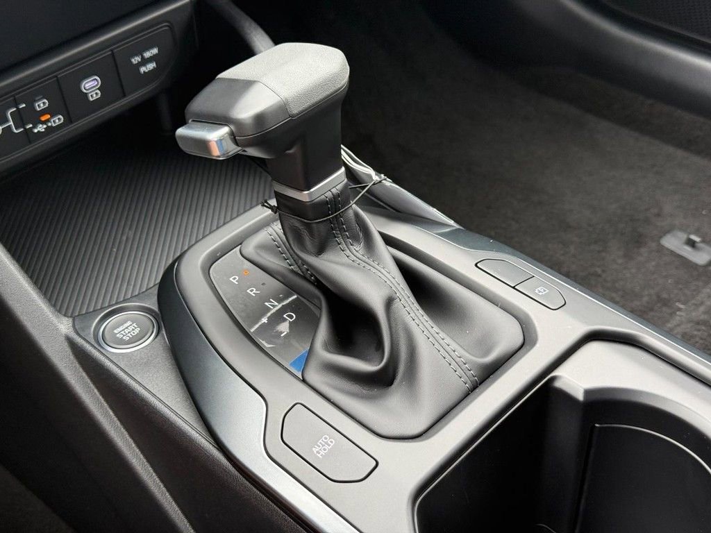 New 2025 Kia K4 FWD image 13