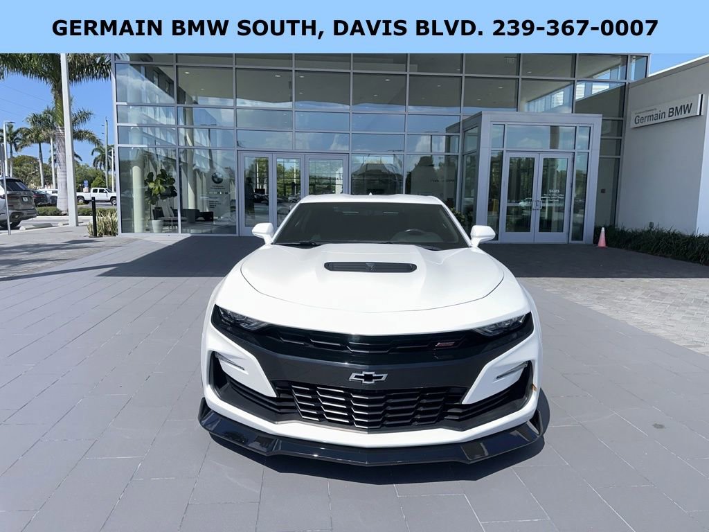 Used 2019 Chevrolet Camaro SS image 2