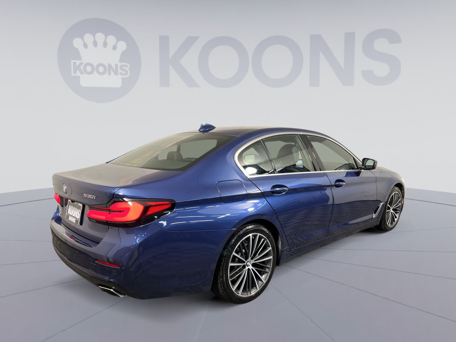 Used 2021 BMW 530i xDrive w/ Premium Package AWD/4WD image 11