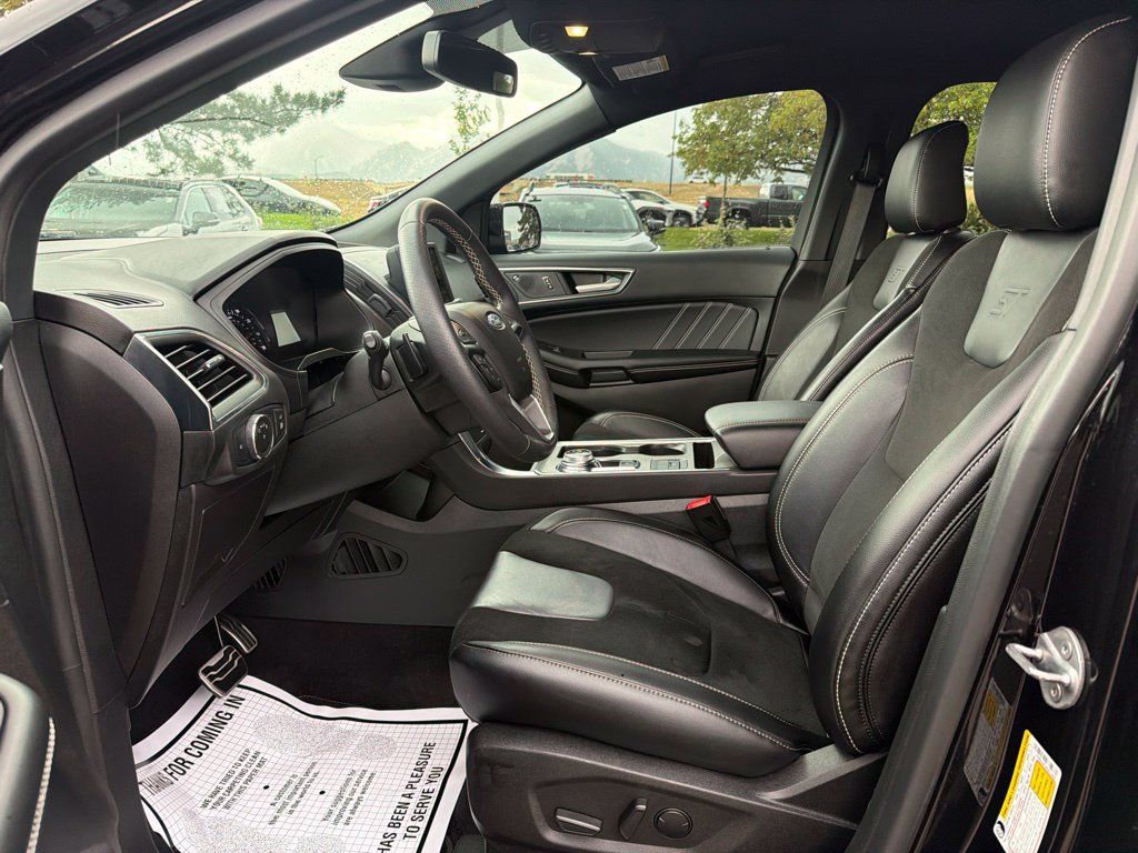 Used 2023 Ford Edge ST AWD/4WD image 25