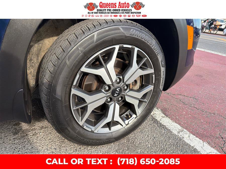 Used 2021 Kia Seltos EX image 33