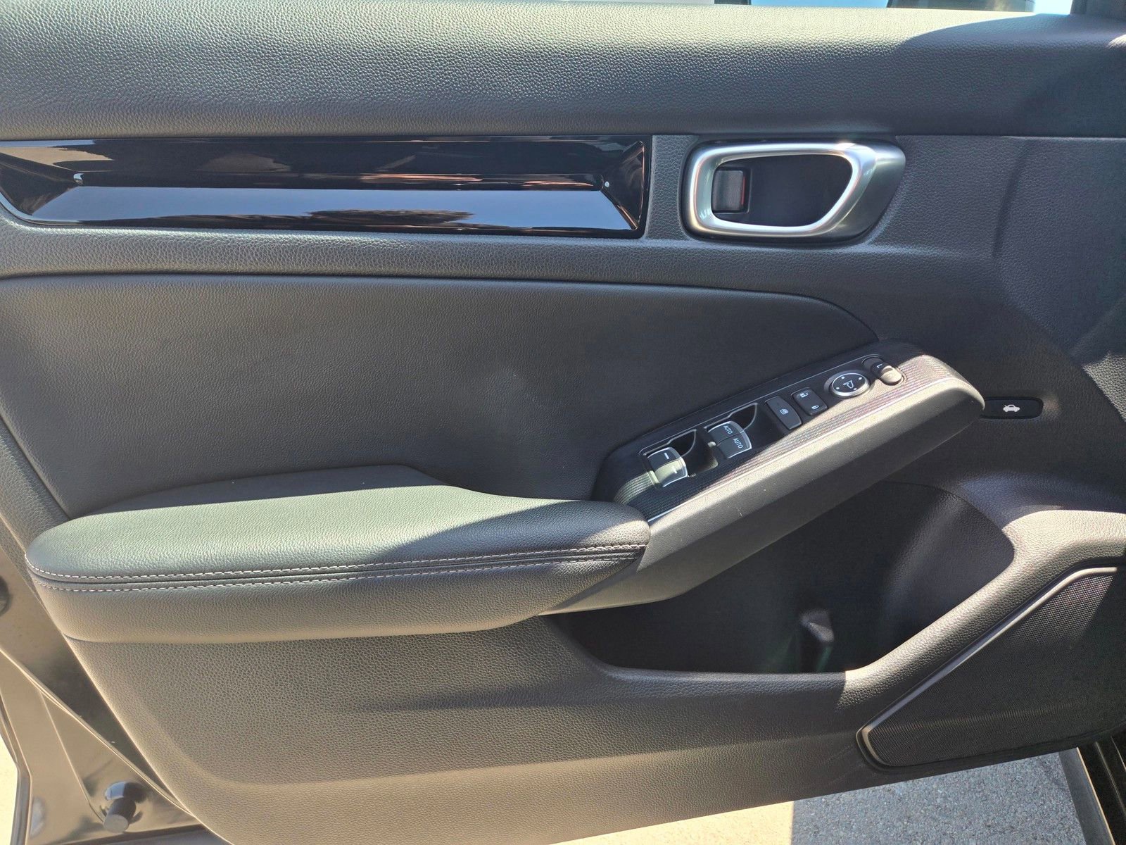 Certified 2023 Honda Civic Touring image 16
