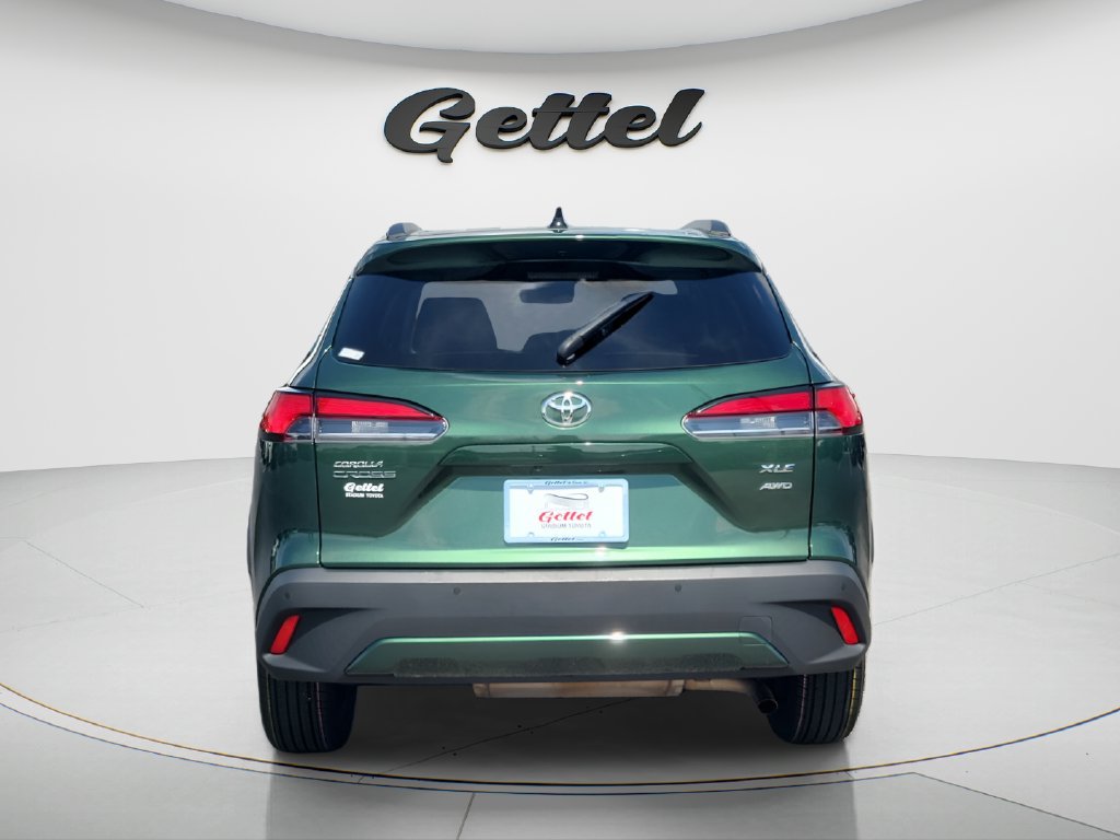 Used 2025 Toyota Corolla Cross XLE AWD/4WD image 6