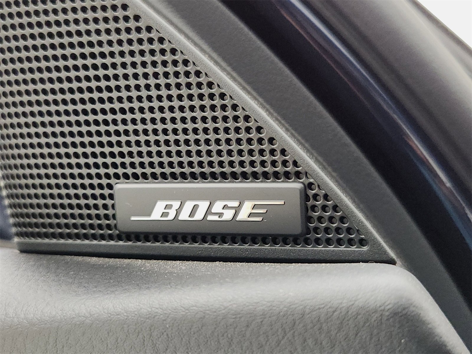 Certified 2025 MAZDA CX-90 Plug-In Hybrid w/Premium Sport image 32