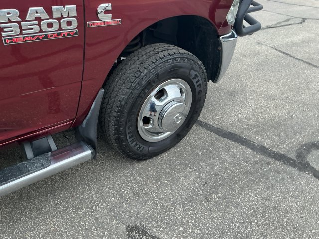 Used 2018 RAM 3500 Tradesman w/ Chrome Appearance Group AWD/4WD image 17