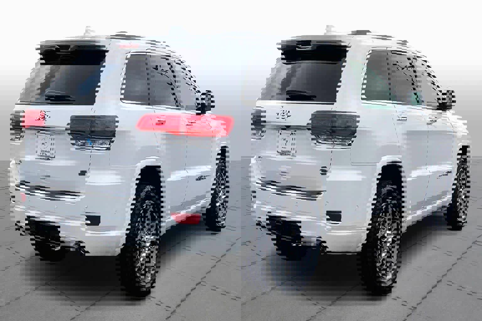 Used 2020 Jeep Grand Cherokee Overland image 12