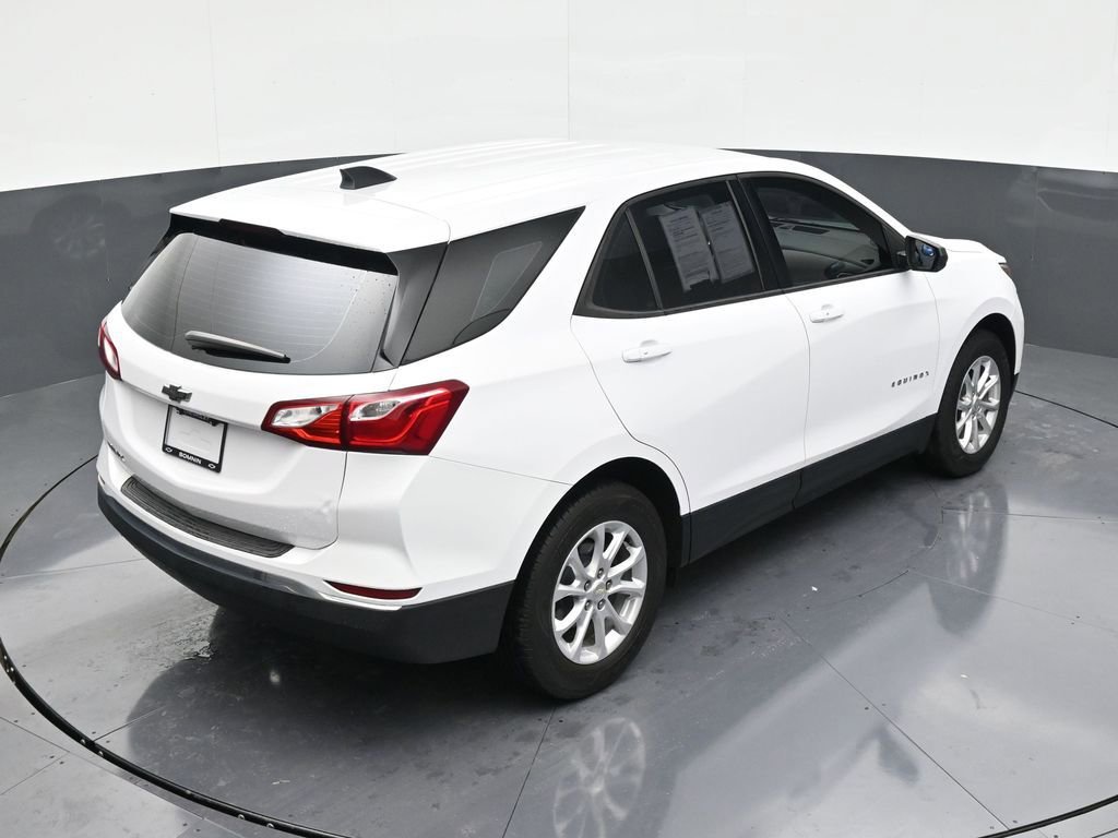 Used 2018 Chevrolet Equinox LS image 16