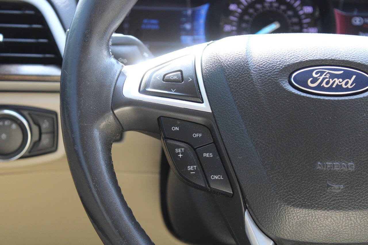 Used 2014 Ford Fusion SE w/ Equipment Group 202A image 39