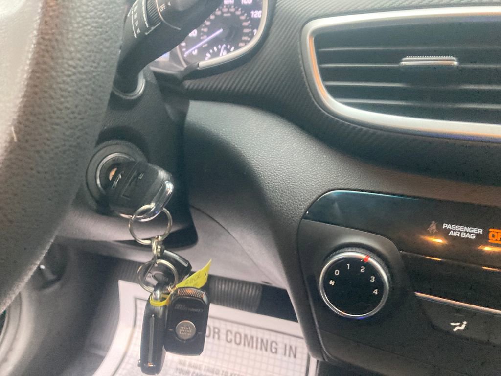 Used 2019 Hyundai Tucson SE image 21