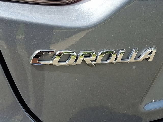 Used 2025 Toyota Corolla LE FWD image 29