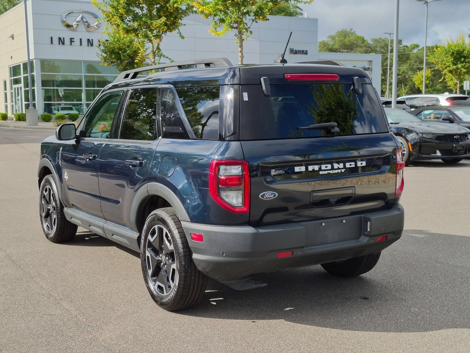 Used 2022 Ford Bronco Sport Outer Banks w/ Tech Package AWD/4WD image 5