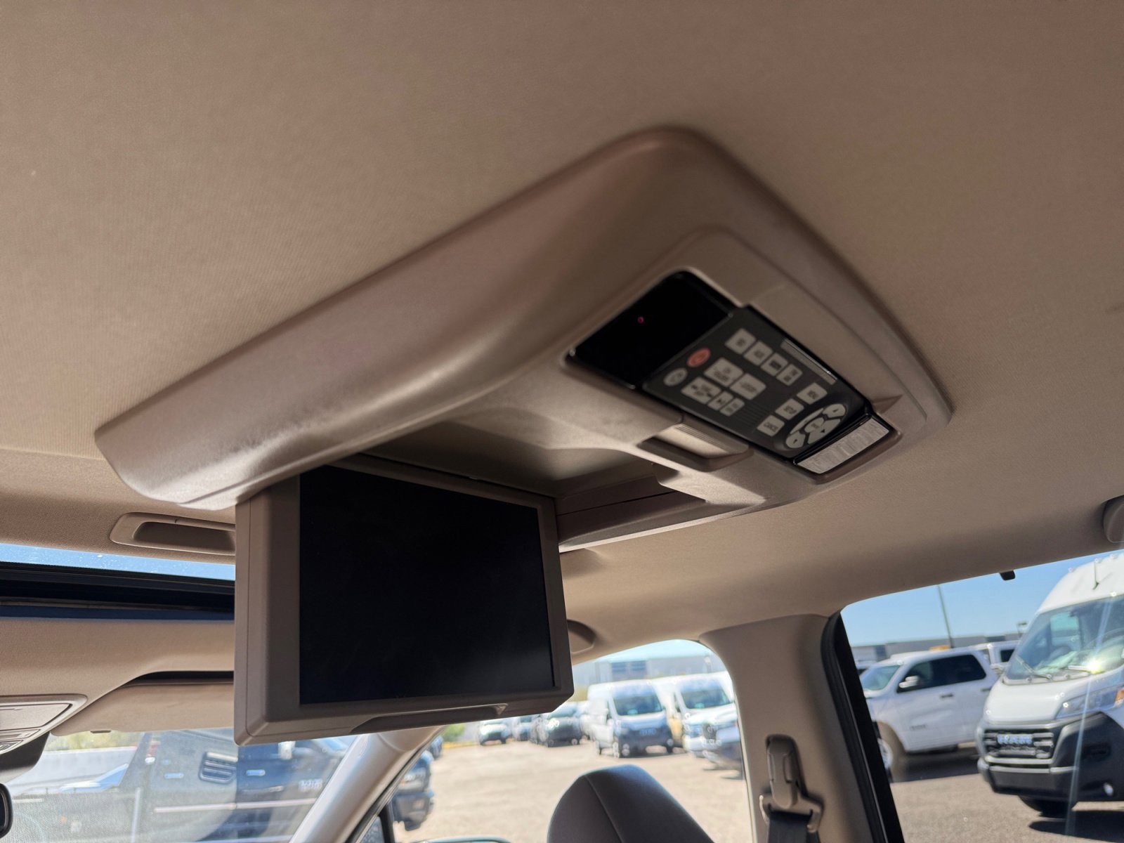 Used 2017 Honda Pilot Touring image 32