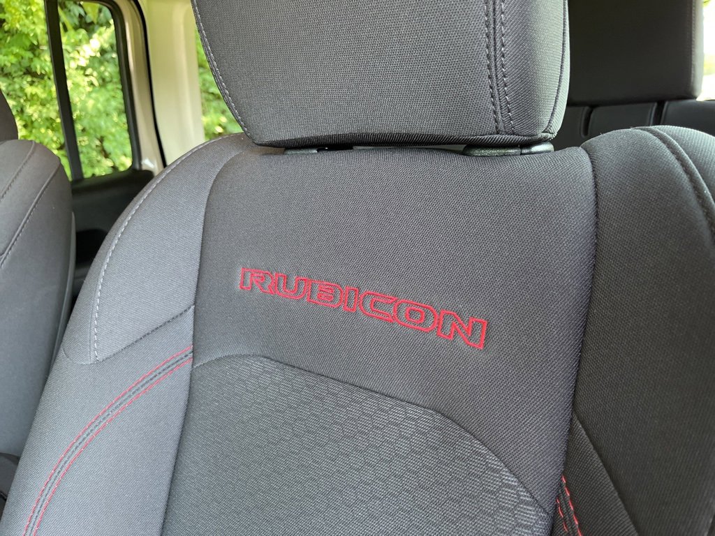 Used 2022 Jeep Wrangler Unlimited Rubicon w/ LED Lighting Group image 35