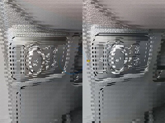 New 2026 Ford Explorer Platinum image 29