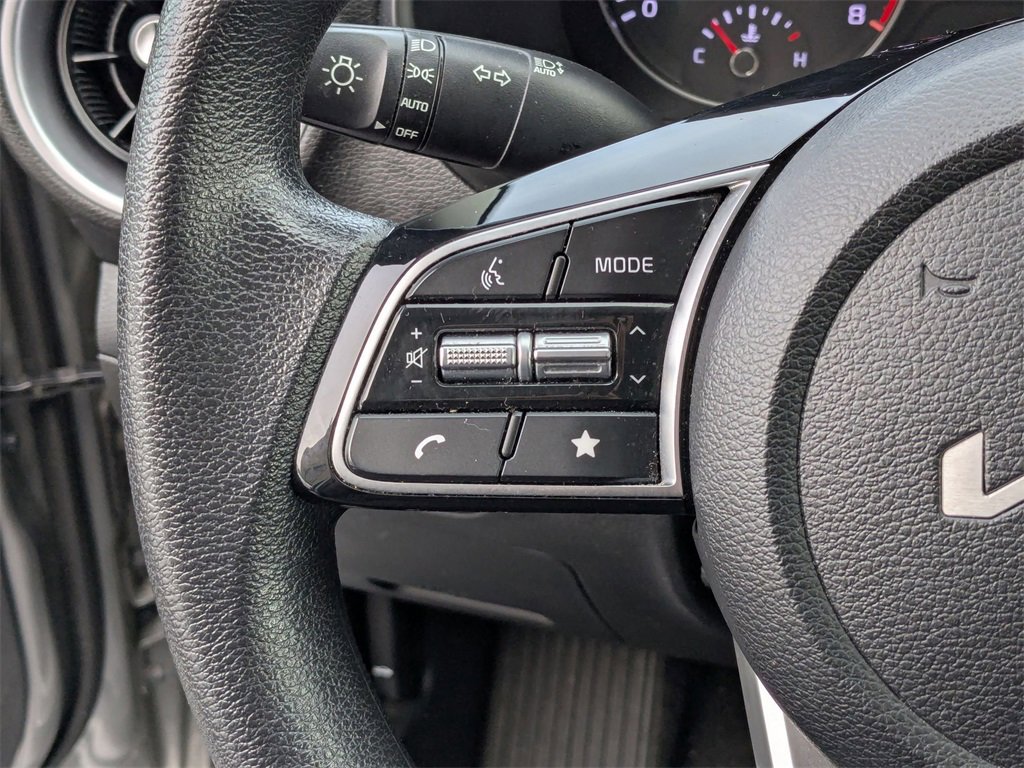 Used 2024 Kia Forte LXS image 18