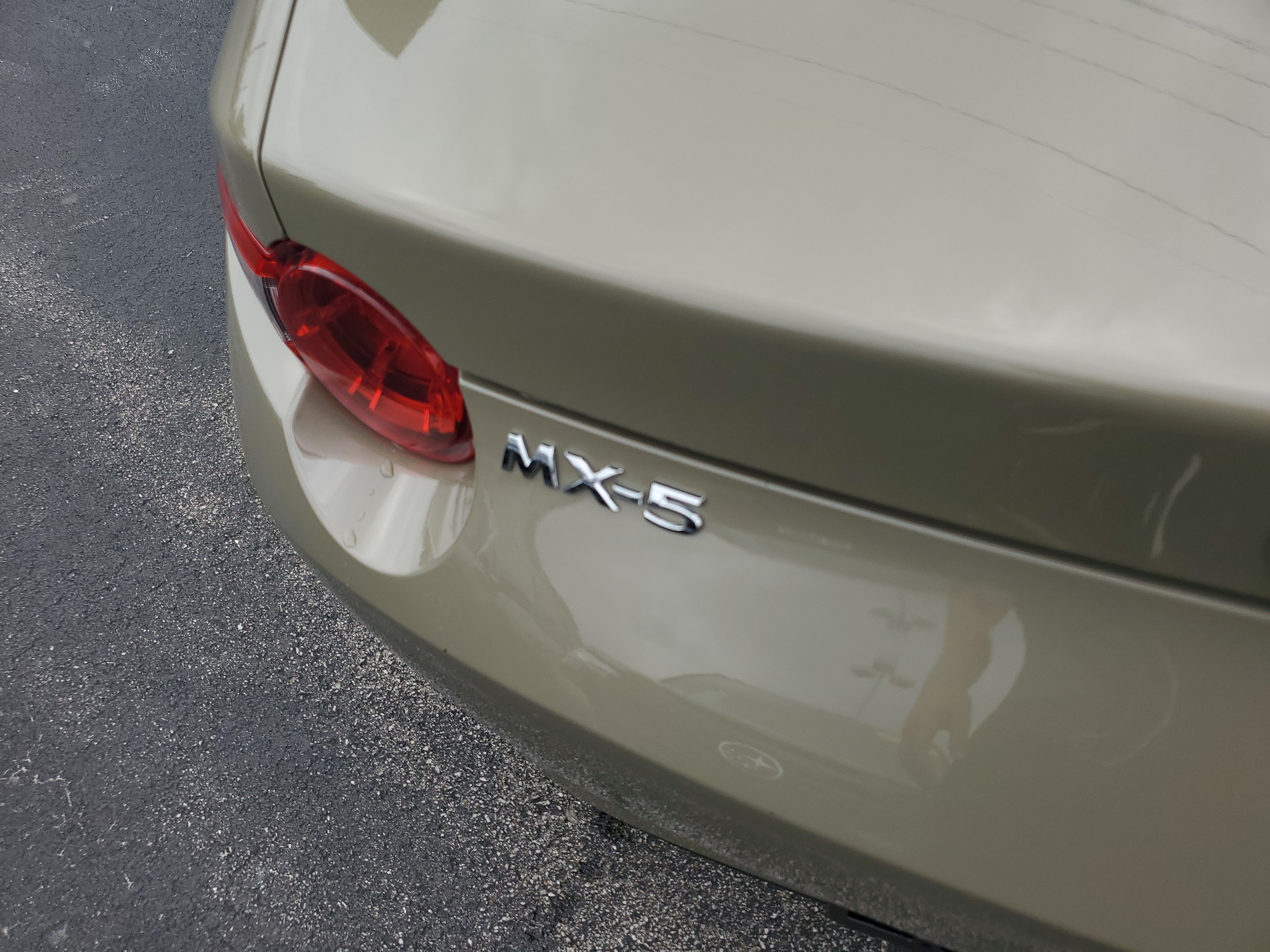 Used 2023 MAZDA MX-5 Miata Grand Touring RWD image 7