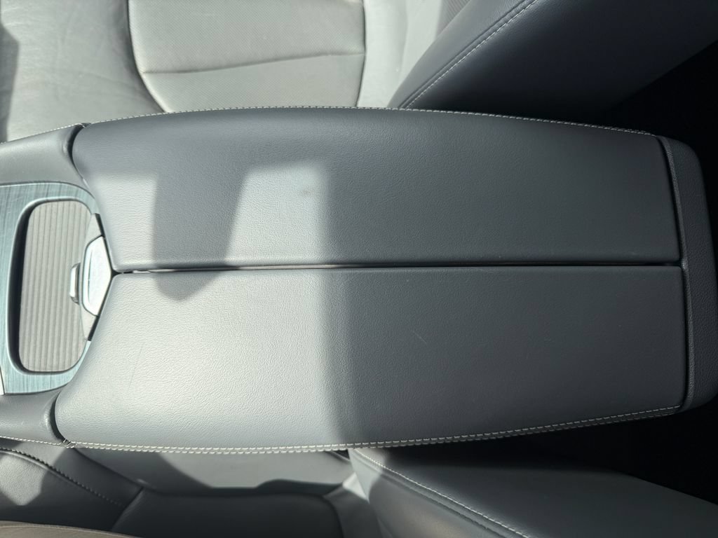 Used 2020 Buick Envision Essence AWD/4WD image 30