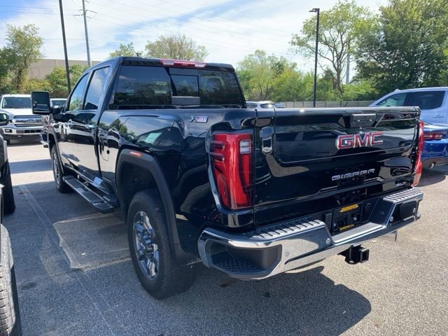 New 2026 GMC Sierra 2500 SLT w/ SLT Premium Package image 6